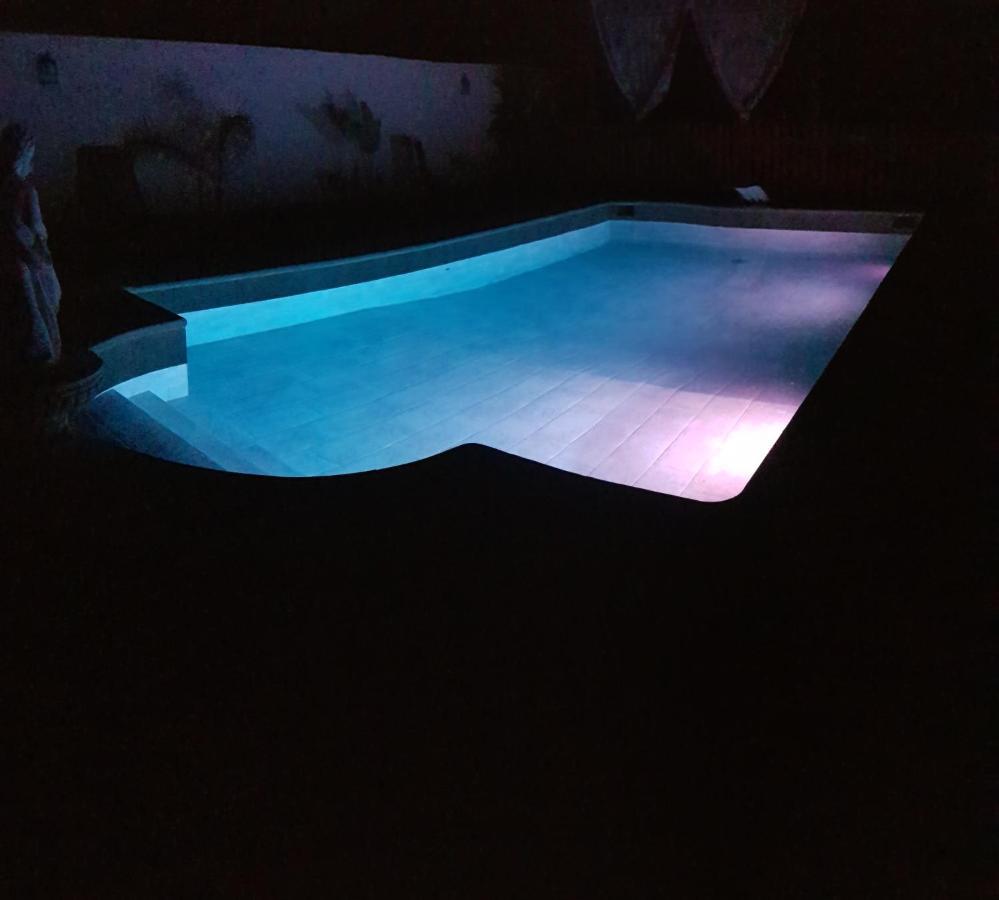Vacaciones De Lujo.Chalet Piscina Y Playa.El Puerto El Puerto de Santa María Kültér fotó